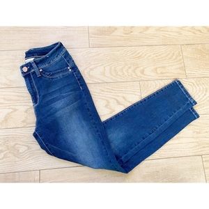 YMI LUXE LIFT SKINNY JEANS